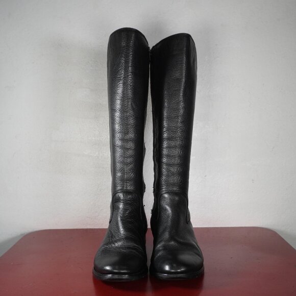 Women's Sofft Black Leather Knee High Low Heel Long Riding Fashion Boots 8.5 - Picture 2 of 9